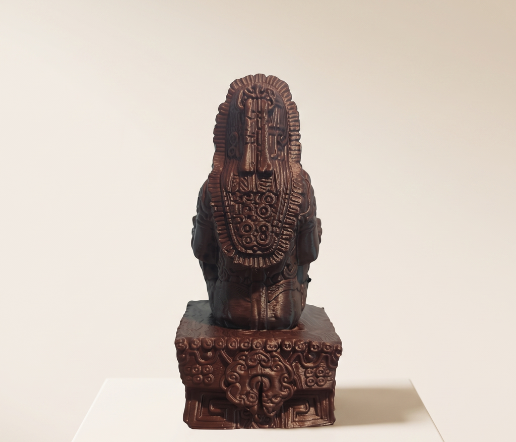 Xochipilli — El Príncipe de las Flores | Escultura 3D Mesoamericana